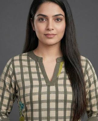 contemporary formal women printed regular kurta with trousers 6