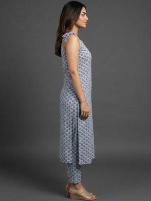 office-wear women ethnic motifs printed regular kurta with trousers & with dupatta 2