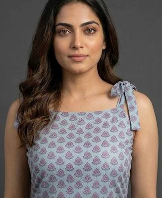 office-wear women ethnic motifs printed regular kurta with trousers & with dupatta 6