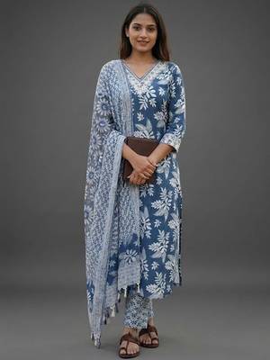 formal women floral printed regular cotton kurta with trousers & with dupatta 1
