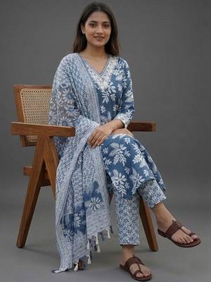 formal women floral printed regular cotton kurta with trousers & with dupatta 5