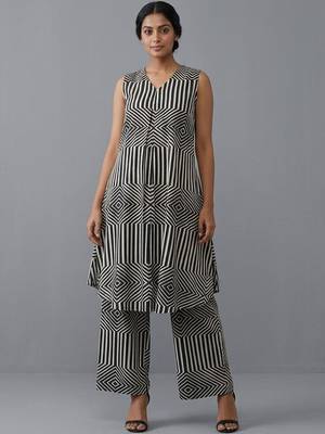 smart printed printed regular kurta with trousers 1