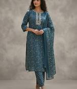 easy-moving ethnic motifs printed regular thread work cotton kurta with trousers & with dupatta