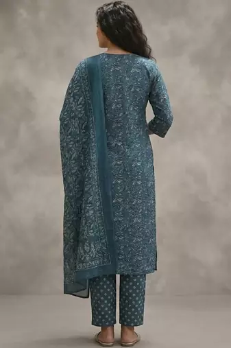 easy-moving ethnic motifs printed regular thread work cotton kurta with trousers & with dupatta