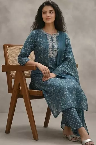 easy-moving ethnic motifs printed regular thread work cotton kurta with trousers & with dupatta