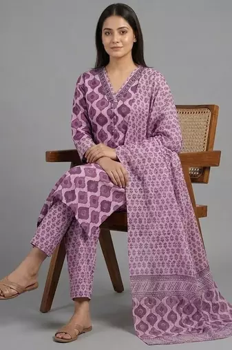 smart printed ethnic motifs printed regular cotton kurta with trousers & with dupatta