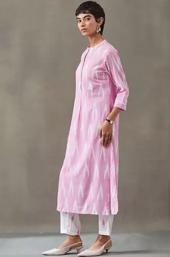 tailored women ethnic motifs printed regular cotton kurta with trousers & with dupatta