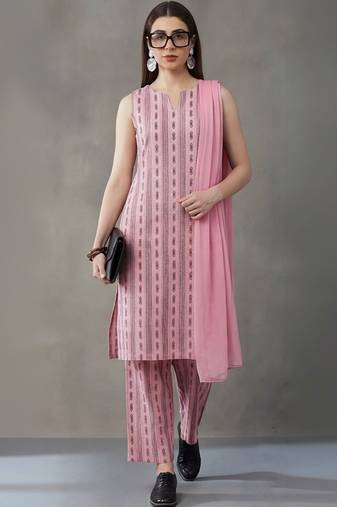 smart women floral embroidered regular thread work cotton kurta with trousers & with dupatta