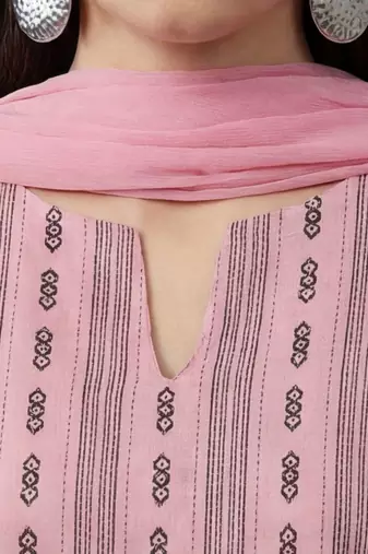 smart women floral embroidered regular thread work cotton kurta with trousers & with dupatta