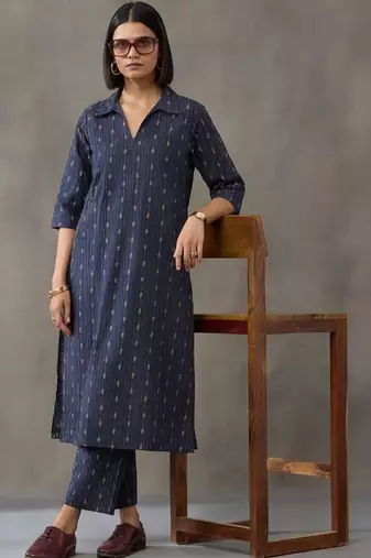 women floral embroidered regular mirror work cotton kurta with trousers