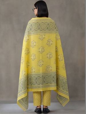contemporary flare printed cotton kurta with palazzos & with dupatta 2