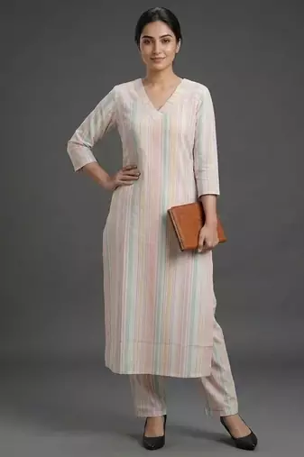 contemporary women printed regular kurta with trousers