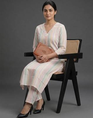 contemporary women printed regular kurta with trousers 6