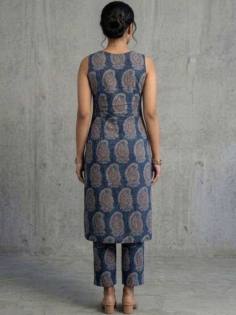 everyday women paisley printed regular kurta with trousers