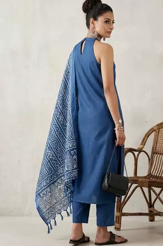 office women regular cotton kurta with trousers & with dupatta