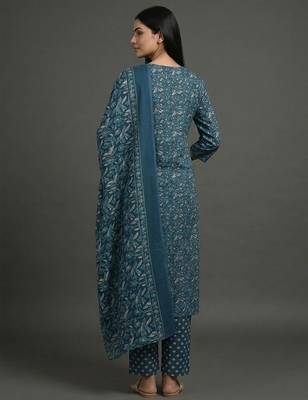 everyday women floral yoke design regular thread work cotton kurta with trousers & with dupatta 4