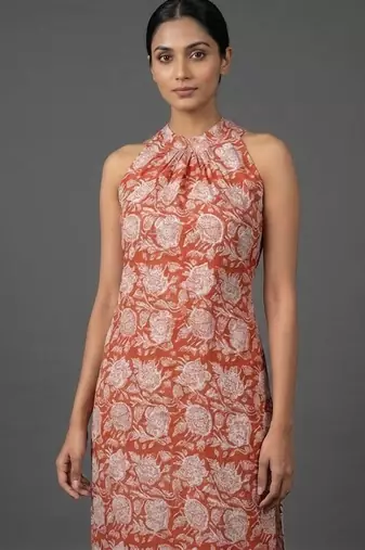 lightweight women floral printed regular kurta with trousers