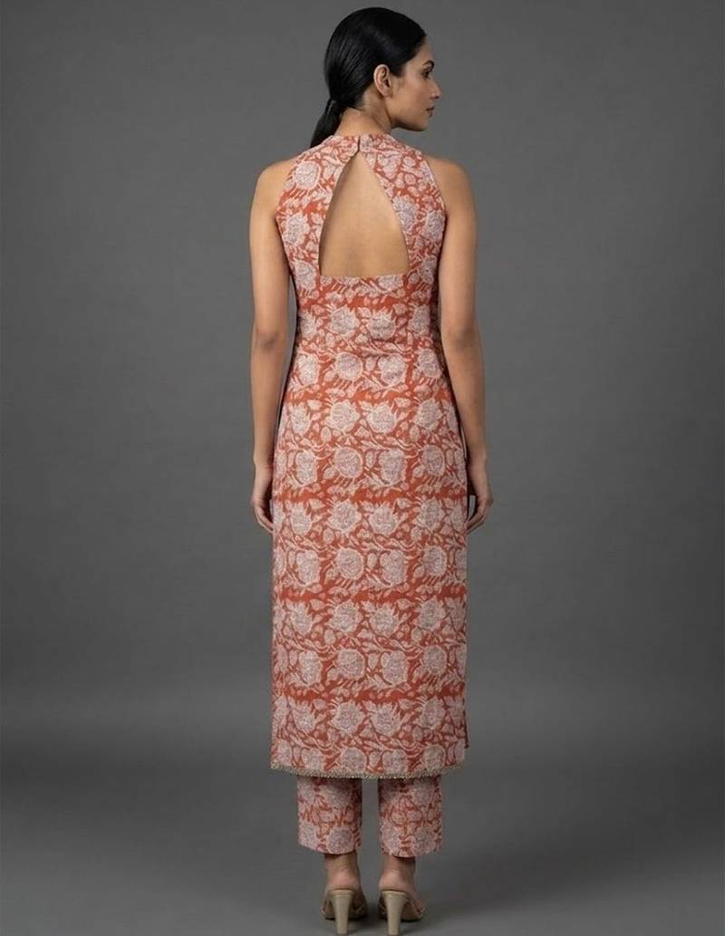 lightweight women floral printed regular kurta with trousers