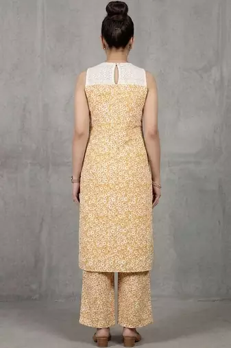 contemporary women floral printed regular kurta with palazzos