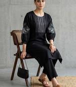 contemporary women embroidered regular thread work kurta with trousers