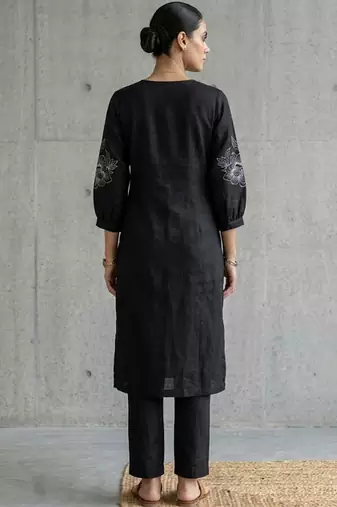 contemporary women embroidered regular thread work kurta with trousers