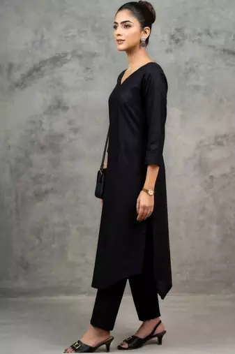 smart women regular kurta with trousers