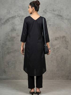 smart women regular kurta with trousers 5