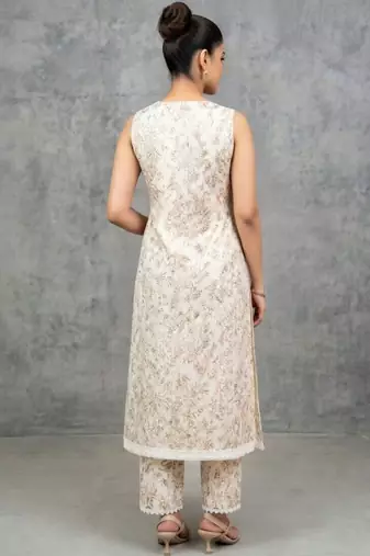 lightweight women floral printed regular kurta with trousers