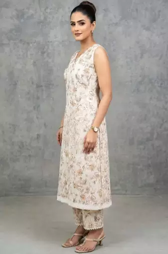 lightweight women floral printed regular kurta with trousers