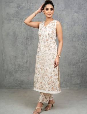 lightweight women floral printed regular kurta with trousers 5