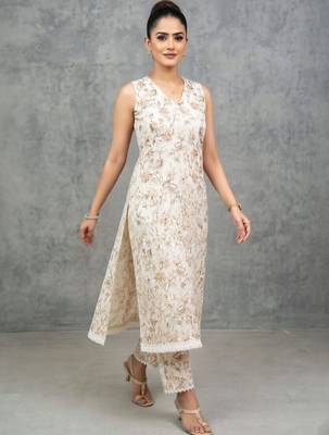 lightweight women floral printed regular kurta with trousers 6