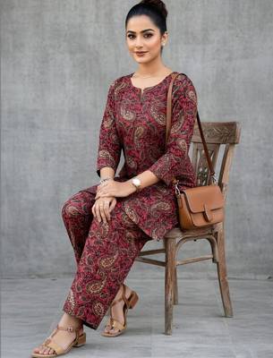 structured women paisley regular kurta with palazzos 1