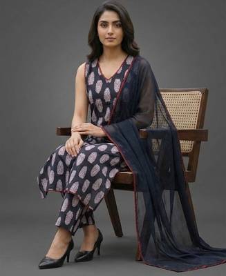 lightweight women printed regular cotton kurta with trousers & with dupatta 6