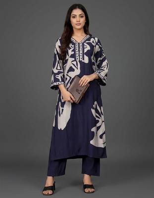 everyday women floral printed regular chanderi silk kurta with trousers 1