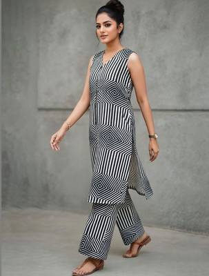 workwear women geometric printed regular kurta with trousers 5