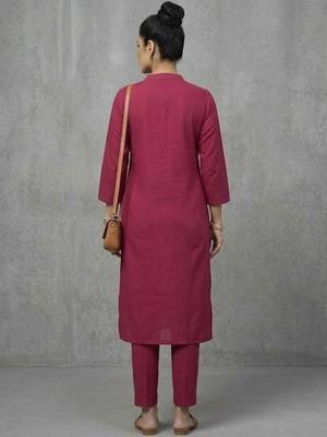 office women mandarin collar regular kurta with trousers 6