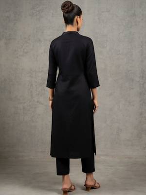 smart women regular kurta with trousers 3