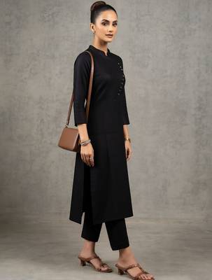 smart women regular kurta with trousers 6