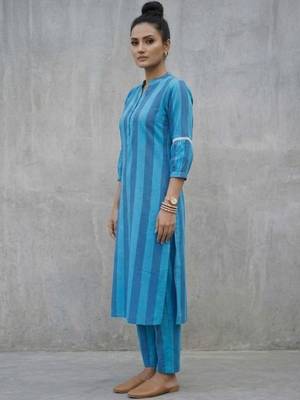 smart women regular kurta with palazzos 2