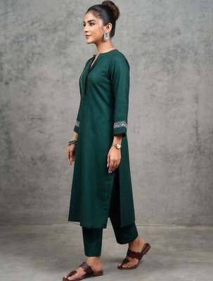 classic women embroidered regular thread work kurta with trousers 2