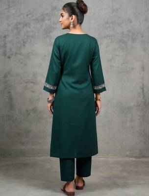 classic women embroidered regular thread work kurta with trousers 4