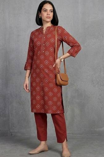 contemporary women floral printed regular kurta with trousers