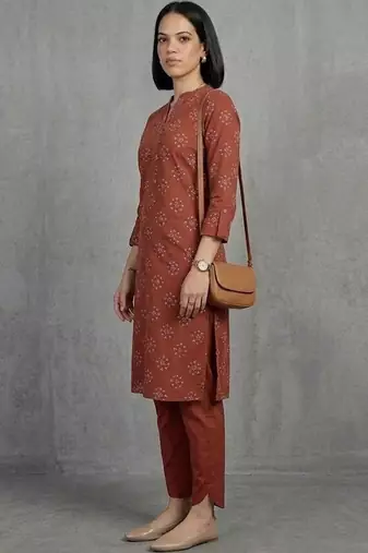 contemporary women floral printed regular kurta with trousers