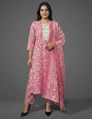 workwear women floral printed regular kurta with trousers & with dupatta 1