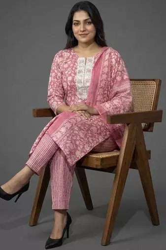 workwear women floral printed regular kurta with trousers & with dupatta