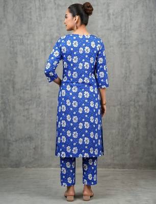 workwear women floral printed regular kurta with trousers 4