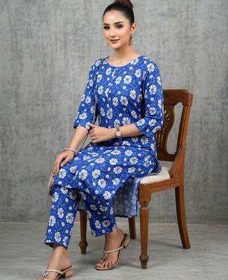 workwear women floral printed regular kurta with trousers 6