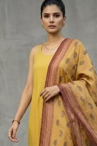office women regular kurta with trousers & with dupatta