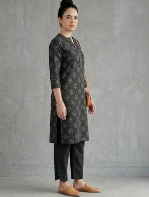 office women floral printed regular kurta with trousers 4