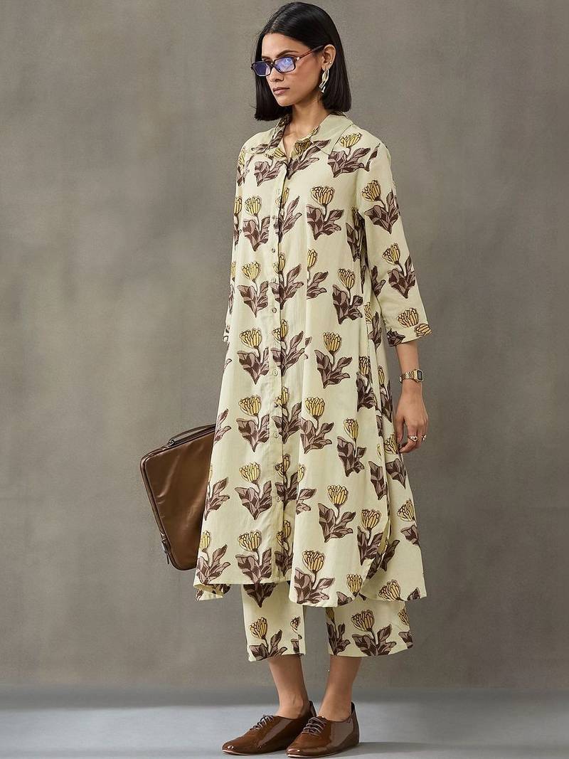 contemporary women floral printed regular cotton kurta with trousers